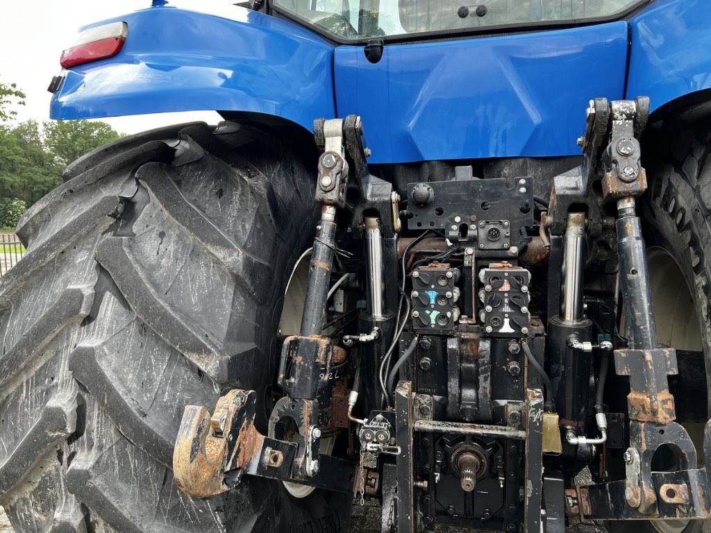 Traktor tip New Holland T8.360 ultra command, Gebrauchtmaschine in Luttenberg (Poză 4)