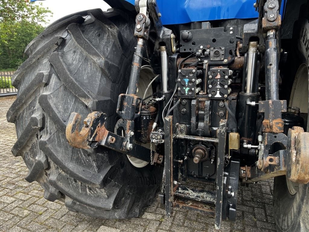 Traktor типа New Holland T8.360 ultra command, Gebrauchtmaschine в Luttenberg (Фотография 5)