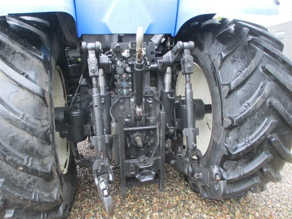 Traktor от тип New Holland T8.390 Med fin 600/70R30 og 710/70R42 dæk montering på., Gebrauchtmaschine в Lintrup (Снимка 3)