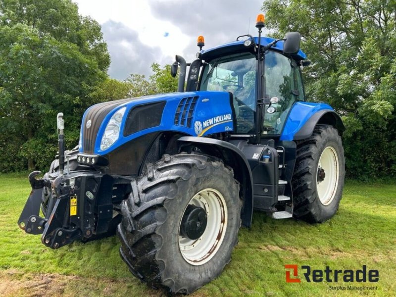 Traktor Türe ait New Holland T8.390, Gebrauchtmaschine içinde Rødovre (resim 1)