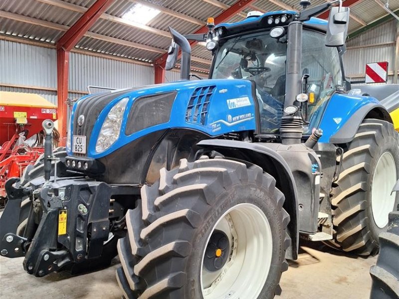 Traktor des Typs New Holland T8.410 GENESIS AUTO COMMAND Unikt lavt timetal, Gebrauchtmaschine in Maribo (Bild 1)