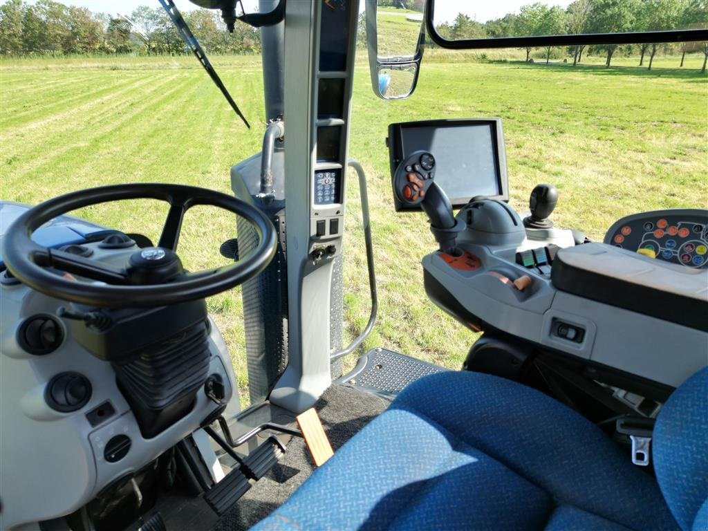 Traktor typu New Holland T8.410 Kun 4500 timer! Autocommand, GPS og nye dæk, Gebrauchtmaschine w Skjern (Zdjęcie 4)