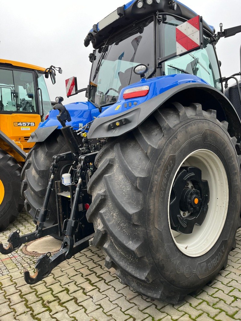 Traktor типа New Holland T8.435 AC Stage 5, Vorführmaschine в Ebersbach (Фотография 14)