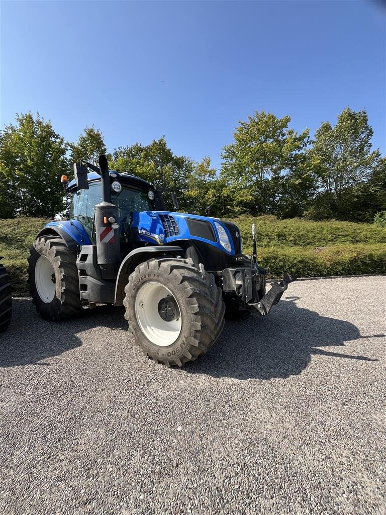 Traktor Türe ait New Holland T8.435 Auto Command Tier 4B, Gebrauchtmaschine içinde Maribo (resim 1)