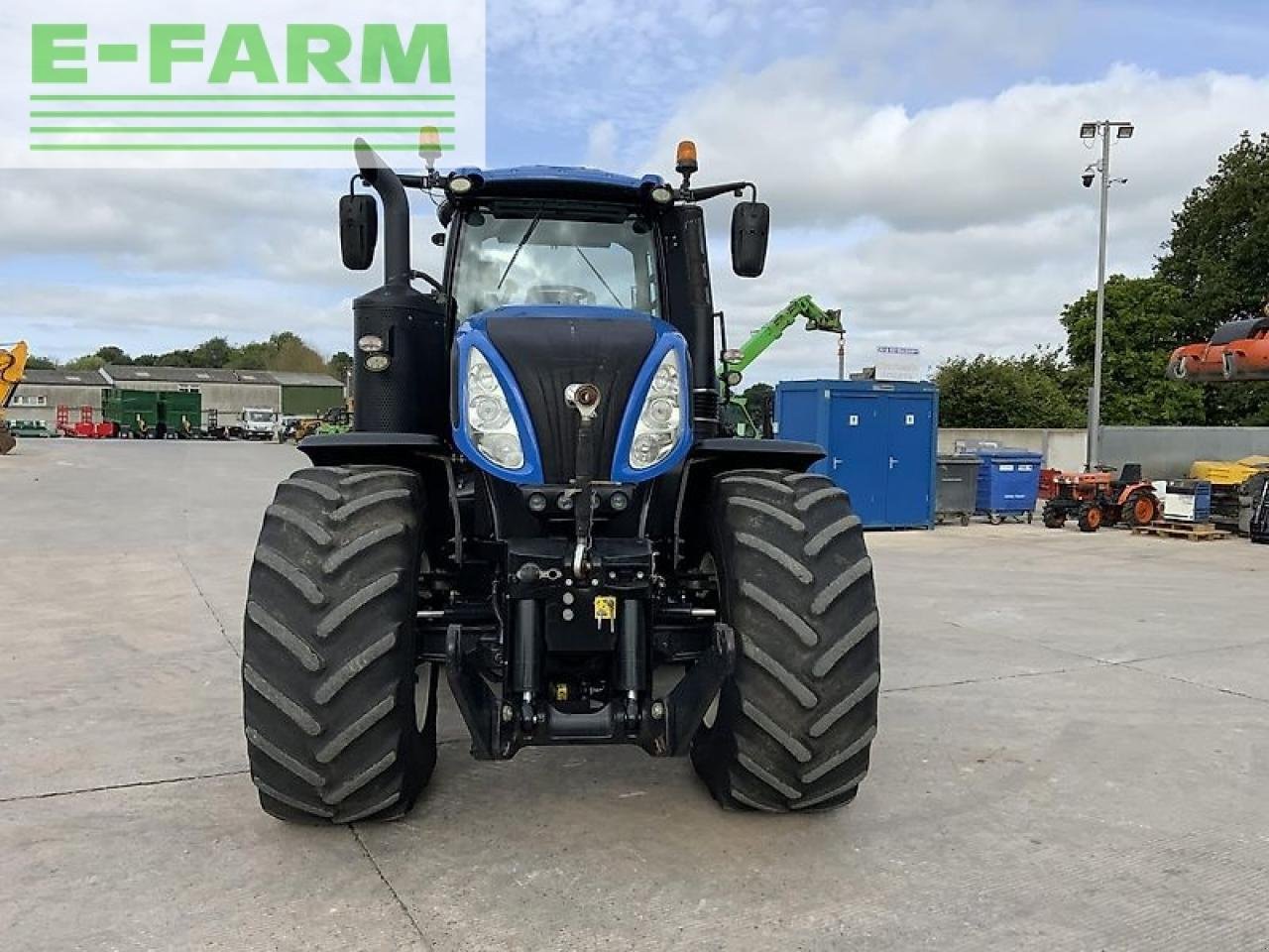 Traktor van het type New Holland t8.435 half track tractor (st20623), Gebrauchtmaschine in SHAFTESBURY (Foto 3)