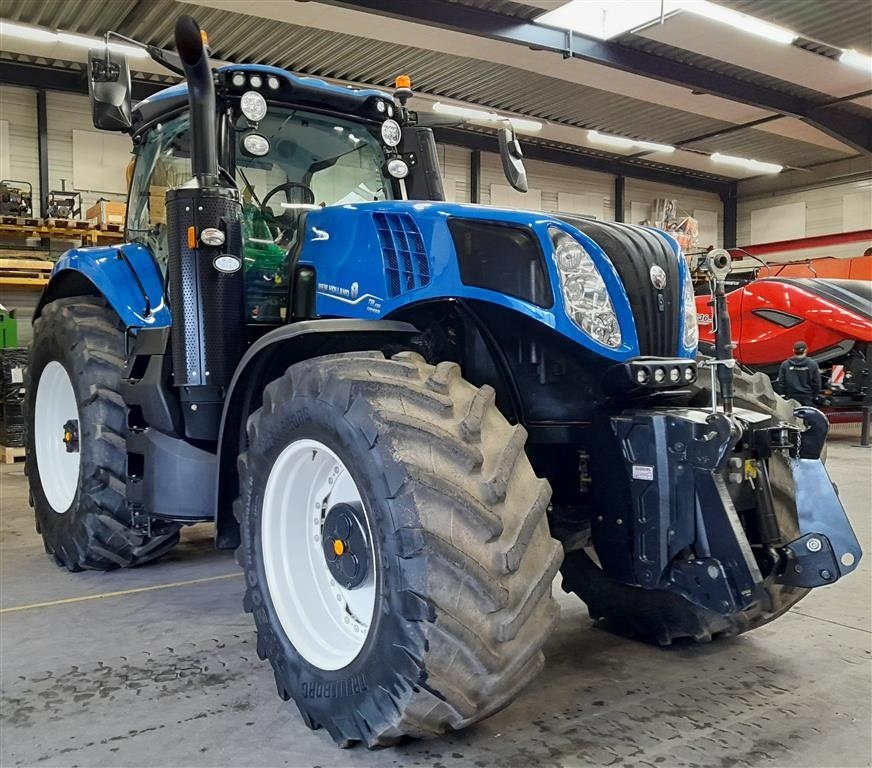 Traktor typu New Holland T8.435 Med GPS - 3 ÅR TIL 1,99% I RENTE, Gebrauchtmaschine v Horsens (Obrázok 5)