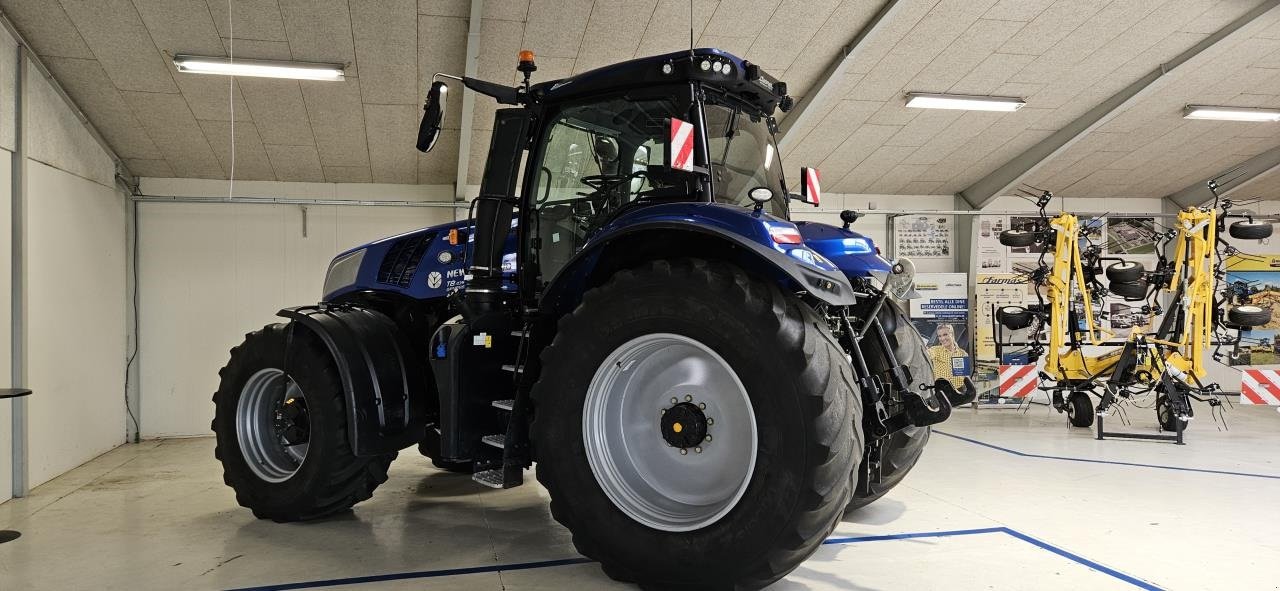 Traktor des Typs New Holland T8.435 PLMI AC Stage V, Gebrauchtmaschine in Farsø (Bild 7)