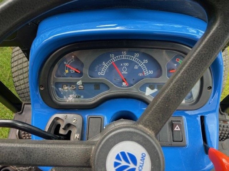 Traktor tip New Holland TC31DA, Gebrauchtmaschine in Klaaswaal (Poză 10)