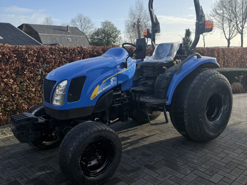 Traktor of the type New Holland Tc45Da, Gebrauchtmaschine in Wadenoijen (Picture 1)