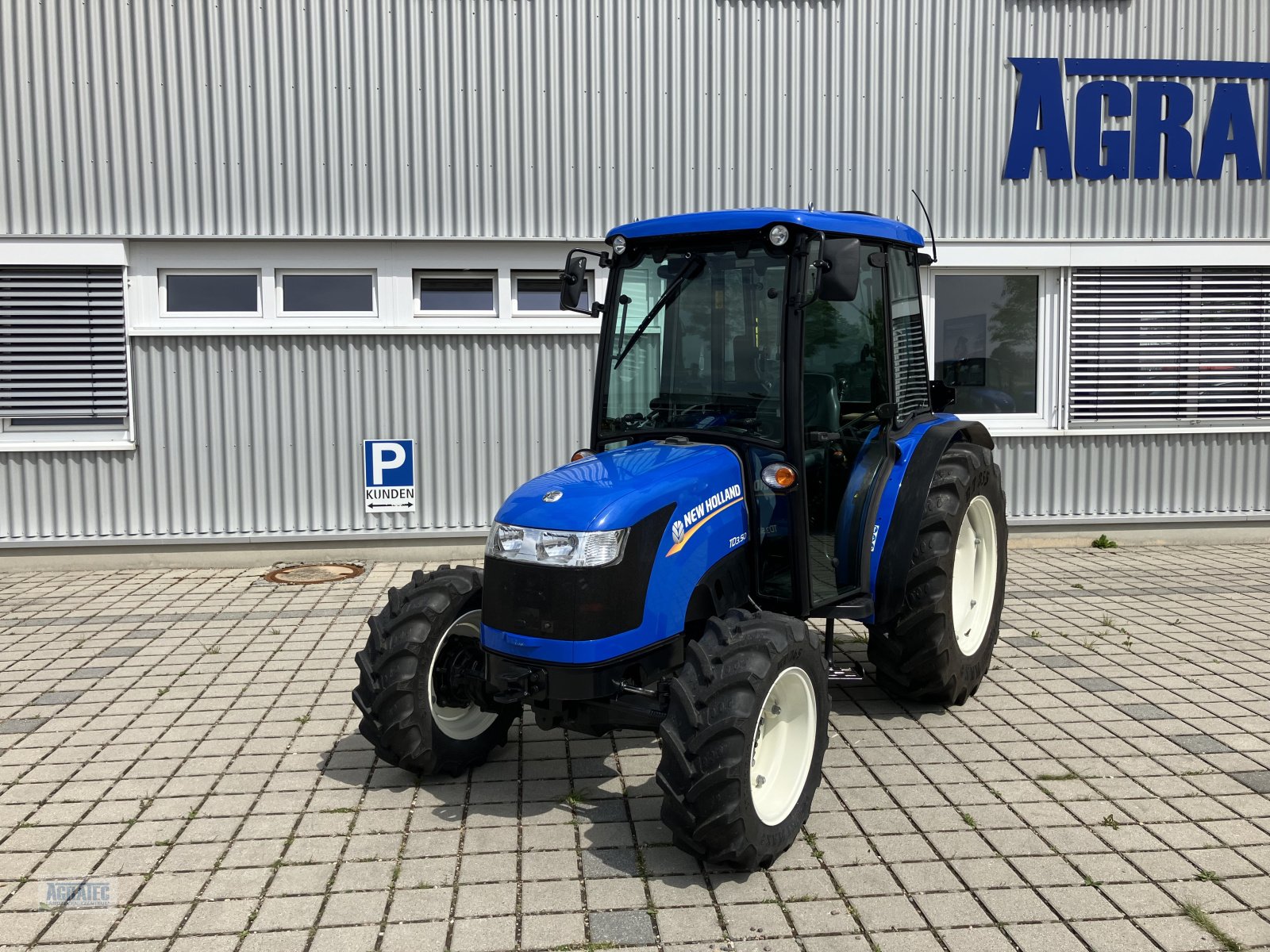 Traktor des Typs New Holland TD 3.50, Gebrauchtmaschine in Salching bei Straubing (Bild 2)