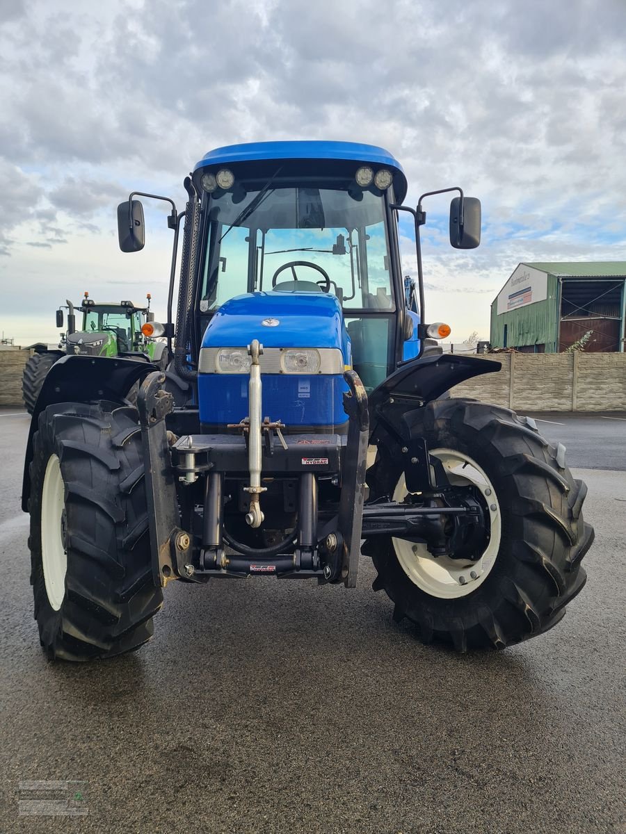 Traktor van het type New Holland TD 5040, Gebrauchtmaschine in Gerasdorf (Foto 3)