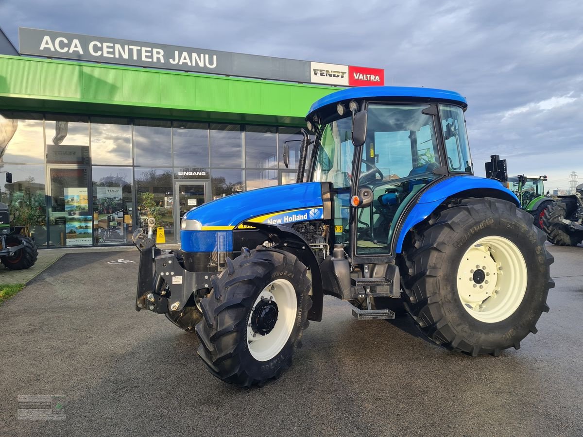 Traktor du type New Holland TD 5040, Gebrauchtmaschine en Gerasdorf (Photo 1)