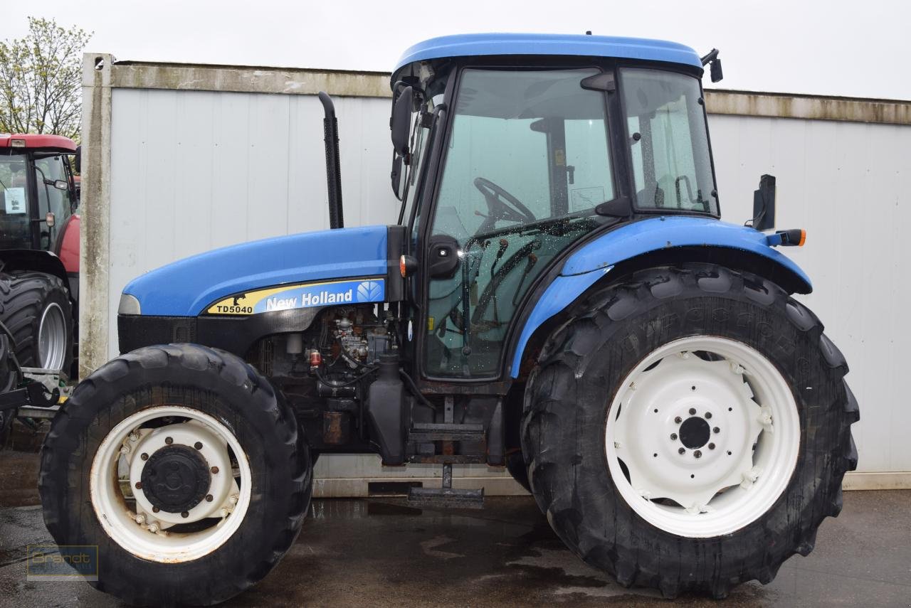 Traktor του τύπου New Holland TD 5040, Gebrauchtmaschine σε Oyten (Φωτογραφία 1)