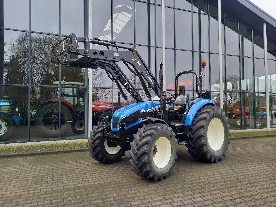 Traktor типа New Holland TD 5.75, Gebrauchtmaschine в Boxtel (Фотография 1)