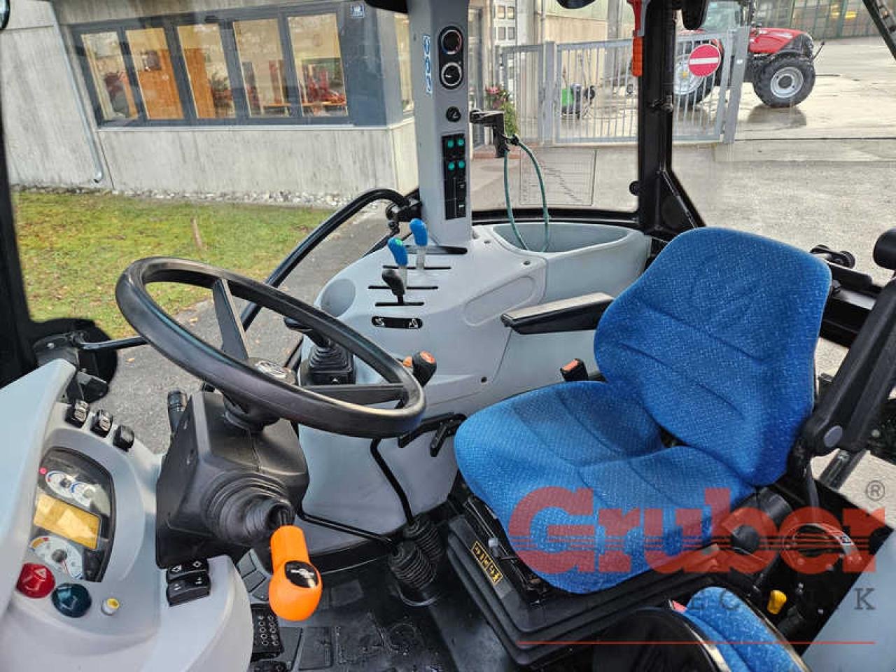 Traktor del tipo New Holland TD 5.85 CAB 4WD MY18, Gebrauchtmaschine In Ampfing (Immagine 7)