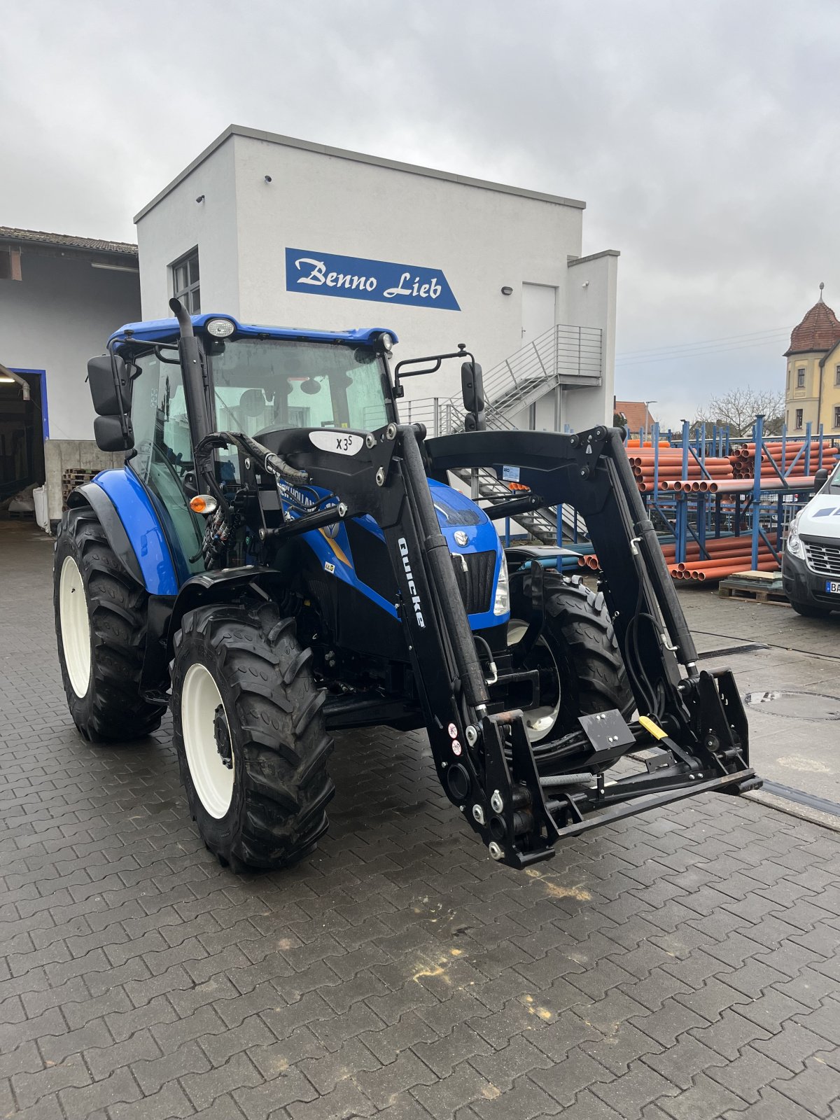 Traktor tip New Holland TD 5.85, Gebrauchtmaschine in Schesslitz (Poză 1)