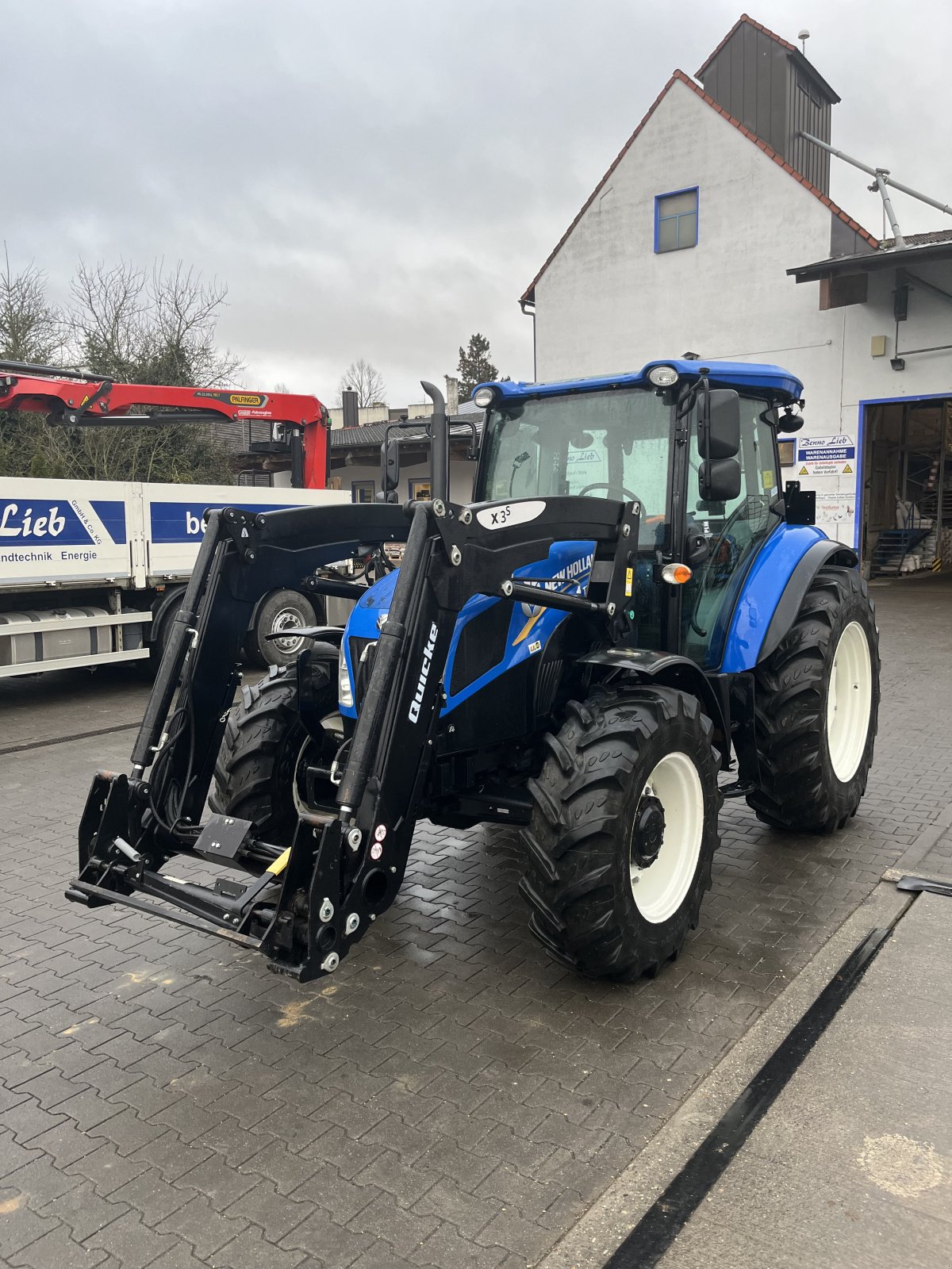 Traktor tip New Holland TD 5.85, Gebrauchtmaschine in Schesslitz (Poză 17)