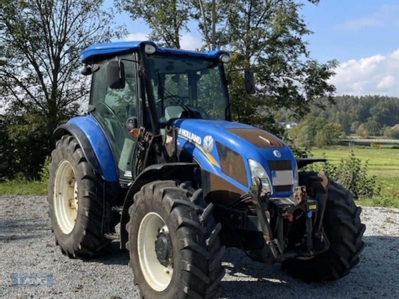 Traktor des Typs New Holland TD 5.85, Gebrauchtmaschine in Rottenburg (Bild 1)