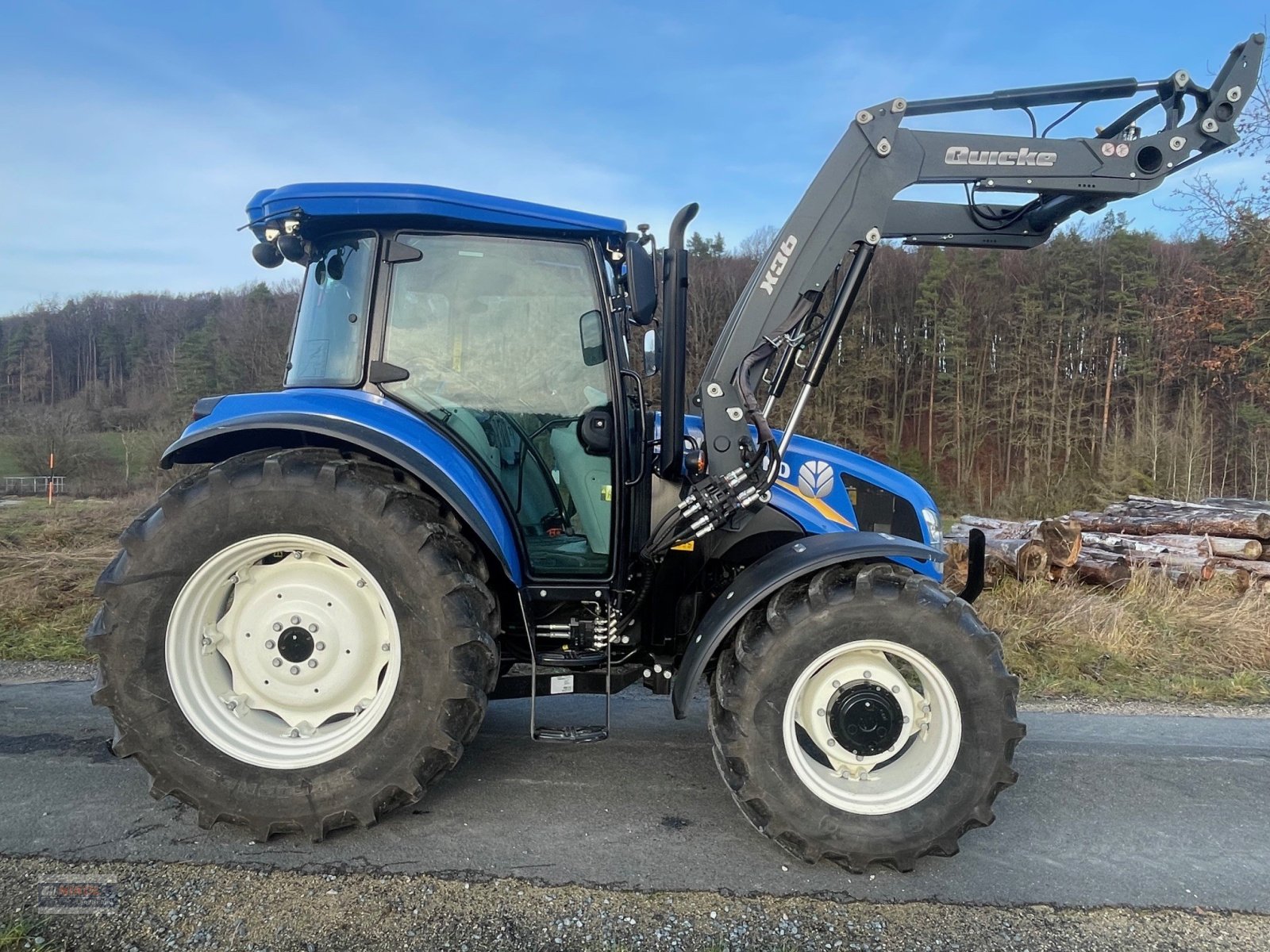 Traktor van het type New Holland TD 5.85, Gebrauchtmaschine in Lichtenfels (Foto 7)