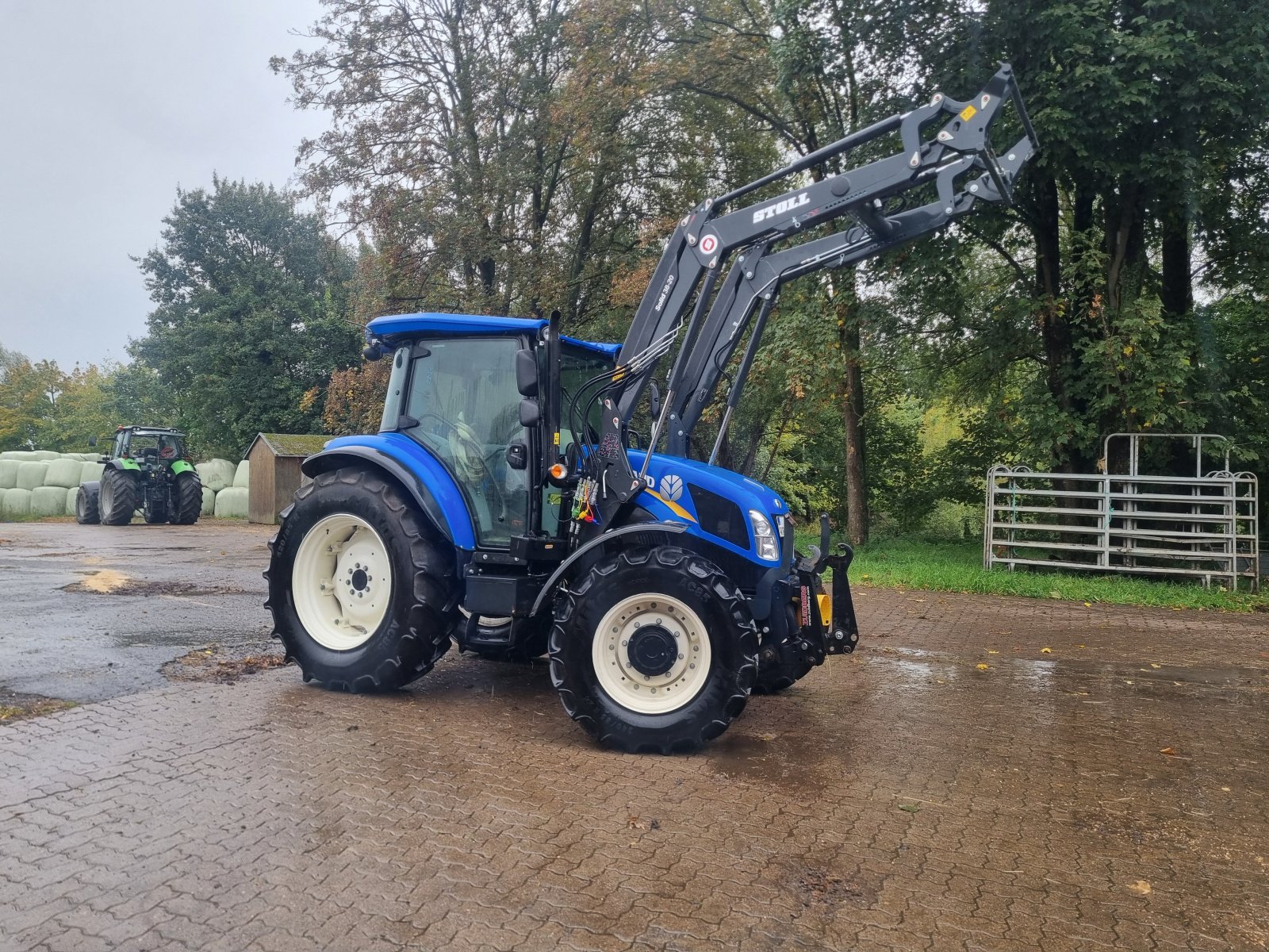 Traktor от тип New Holland TD 5.85, Gebrauchtmaschine в Sehnde (Снимка 1)