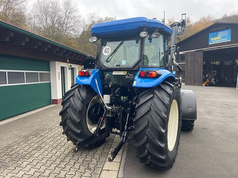 Traktor of the type New Holland TD 5.95 /5050 ä 5.65 5.85 5.105 Allradtraktor mit Frontlader + Klima erst 2090 Std.!, Gebrauchtmaschine in Niedernhausen OT Engenhahn (Picture 5)