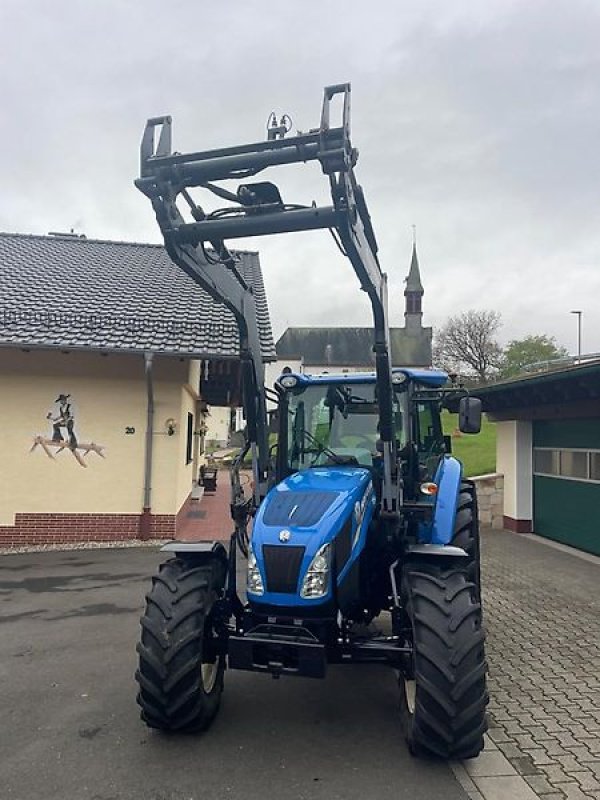 Traktor of the type New Holland TD 5.95 /5050 ä 5.65 5.85 5.105 Allradtraktor mit Frontlader + Klima erst 2090 Std.!, Gebrauchtmaschine in Niedernhausen OT Engenhahn (Picture 11)