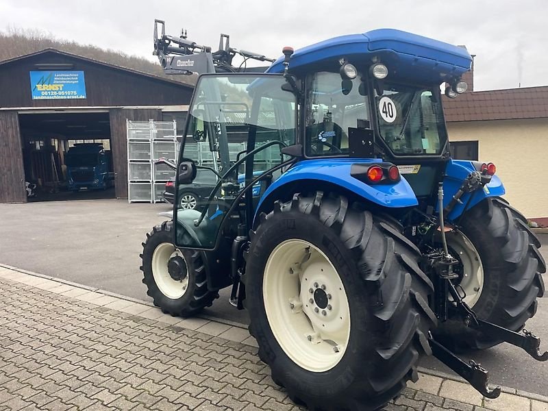 Traktor of the type New Holland TD 5.95 /5050 ä 5.65 5.85 5.105 Allradtraktor mit Frontlader + Klima erst 2090 Std.!, Gebrauchtmaschine in Niedernhausen OT Engenhahn (Picture 8)