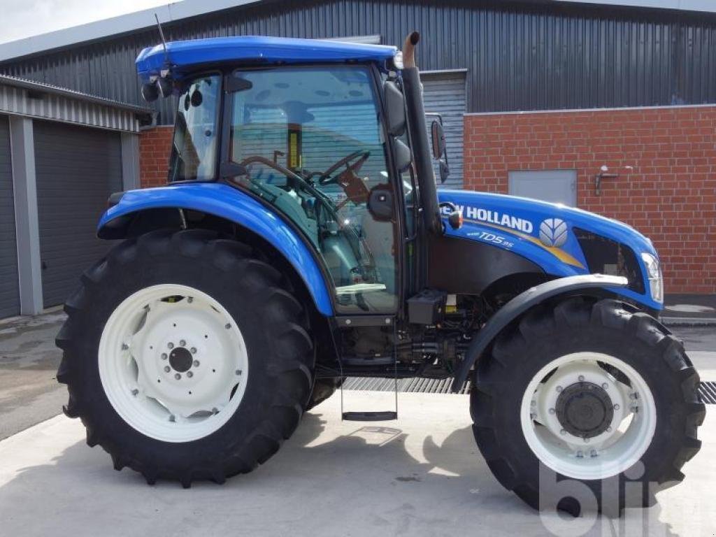 Traktor typu New Holland TD 5.95, Gebrauchtmaschine v Düsseldorf (Obrázek 3)