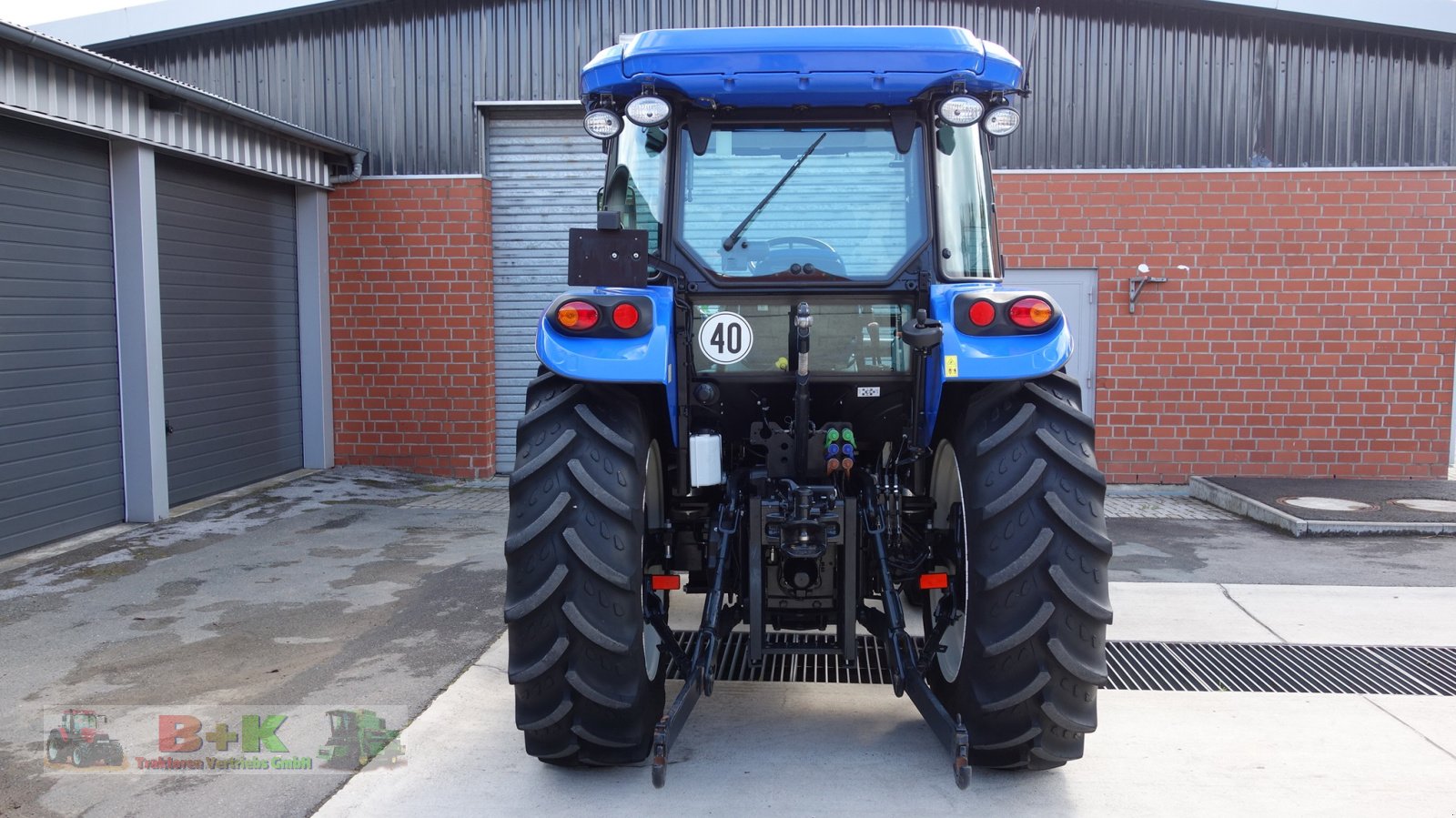 Traktor от тип New Holland TD 5.95, Gebrauchtmaschine в Kettenkamp (Снимка 4)