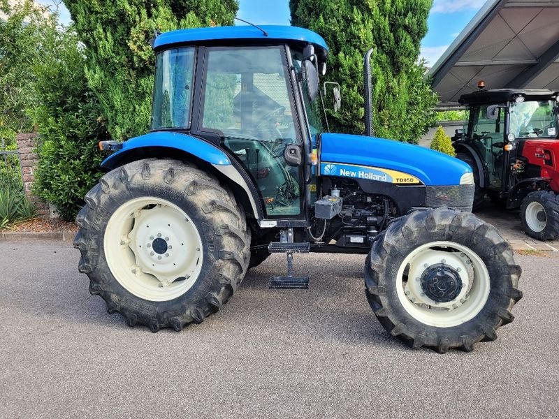 Traktor des Typs New Holland TD 95 D - GB116, Gebrauchtmaschine in Eppan (BZ) (Bild 6)