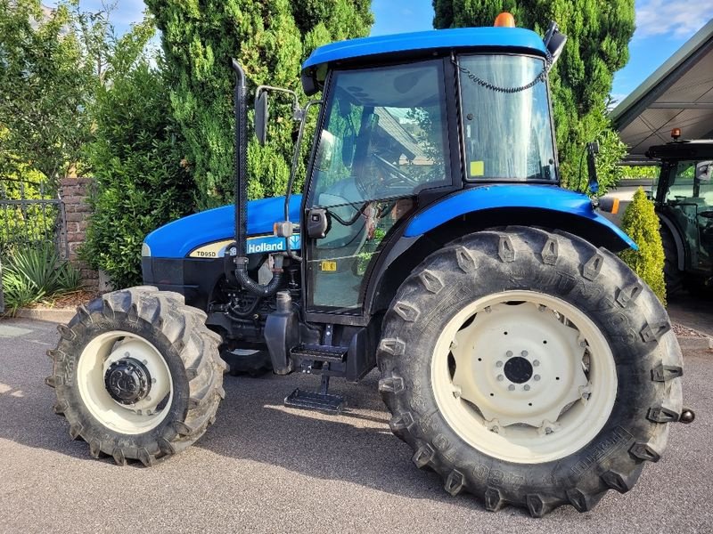 Traktor du type New Holland TD 95 D - GB116, Gebrauchtmaschine en Eppan (BZ) (Photo 2)