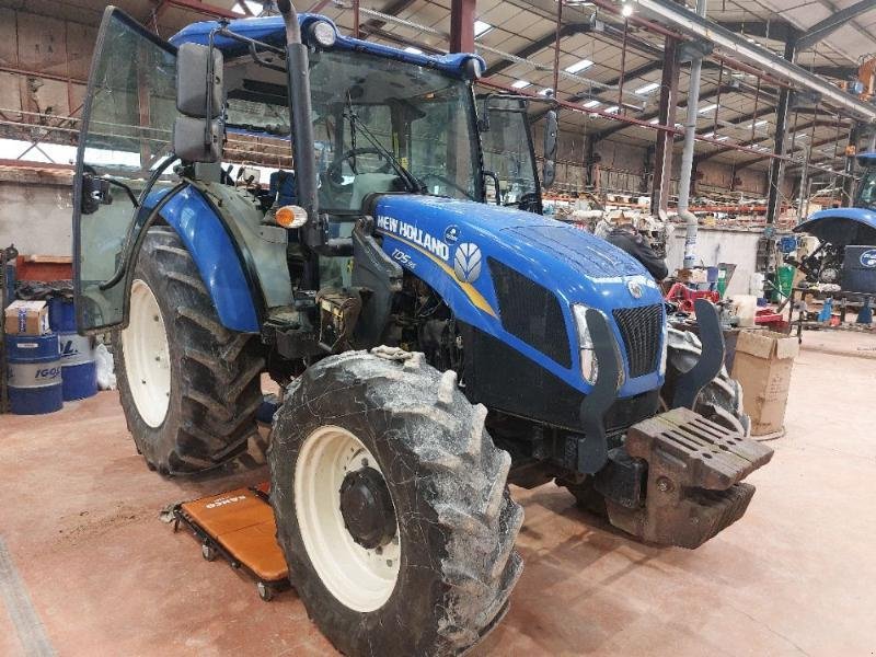 Traktor Türe ait New Holland TD5-95, Gebrauchtmaschine içinde CHAUMONT (resim 3)