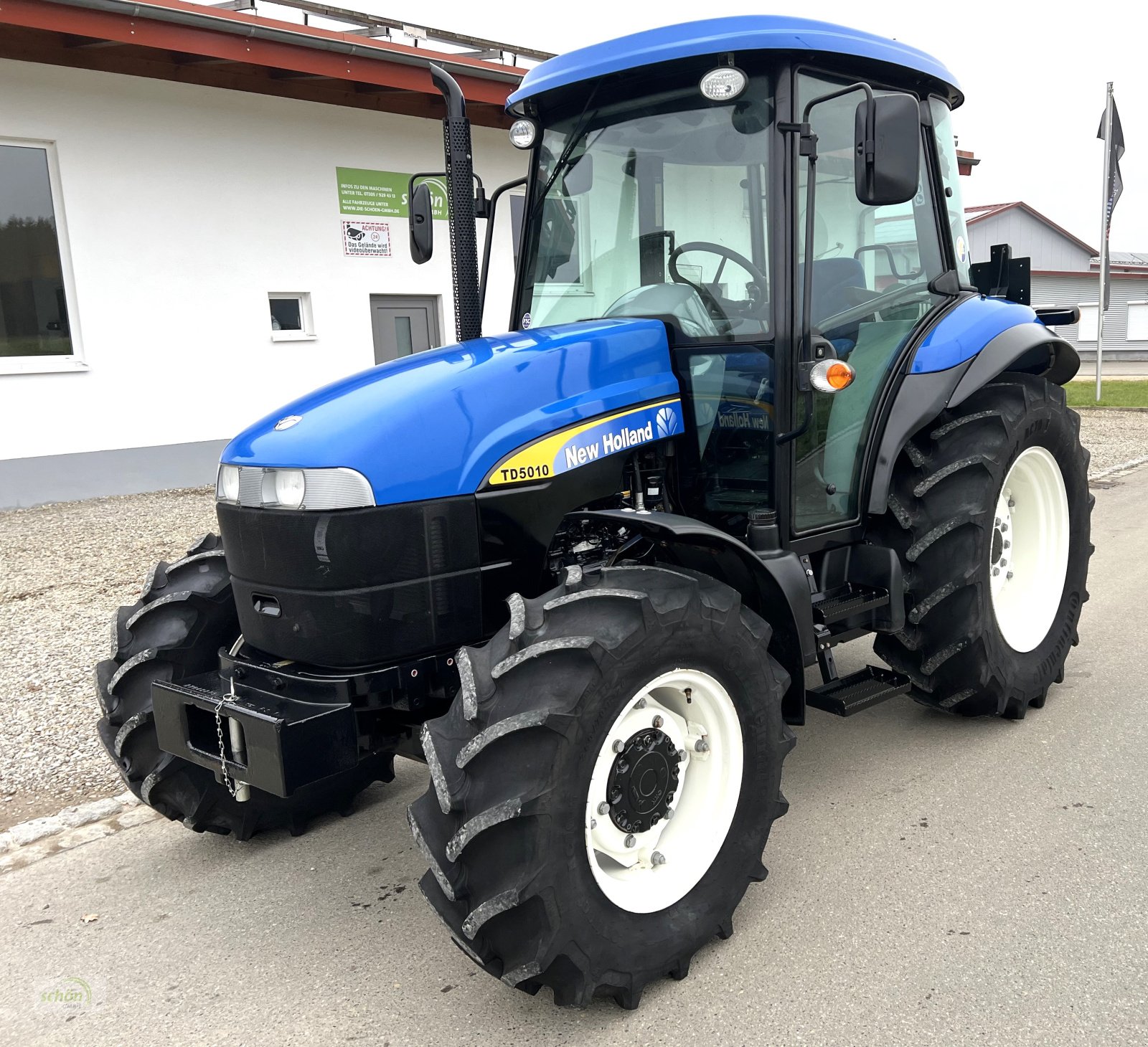 Traktor des Typs New Holland TD5010 - nur 800 Stunden !!! ähnlich Case JX 60 - TD 5010, Gebrauchtmaschine in Burgrieden (Bild 1)