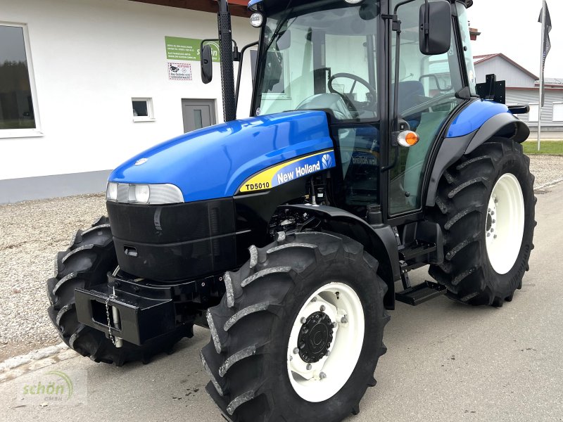 Traktor des Typs New Holland TD5010 - nur 800 Stunden !!! ähnlich Case JX 60 - TD 5010, Gebrauchtmaschine in Burgrieden (Bild 1)