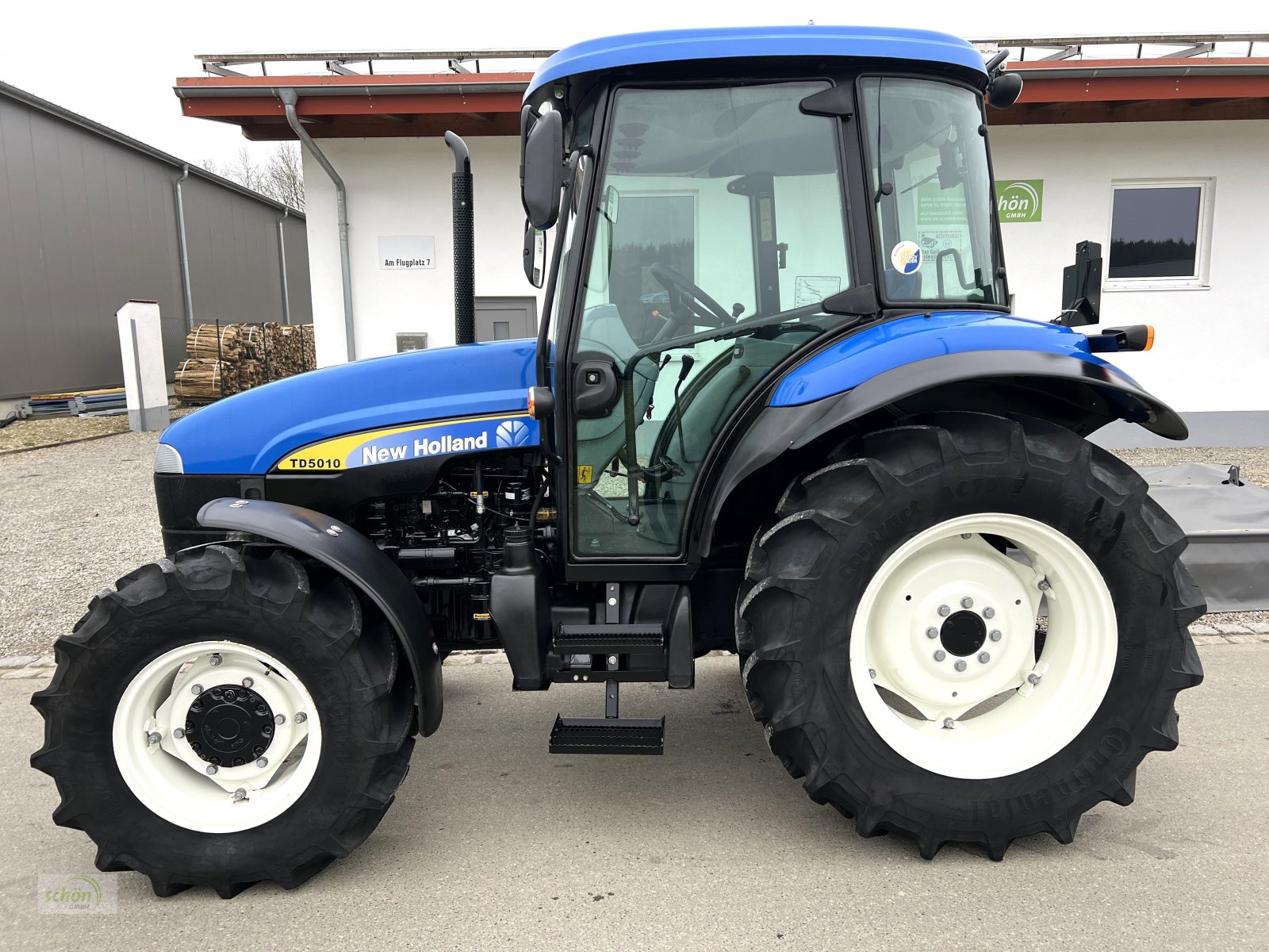 Traktor des Typs New Holland TD5010 - nur 800 Stunden !!! ähnlich Case JX 60 - TD 5010, Gebrauchtmaschine in Burgrieden (Bild 2)