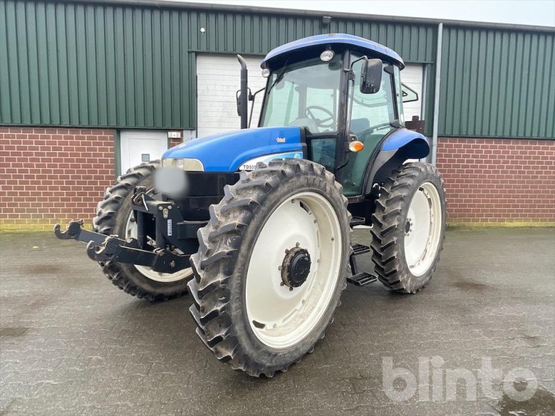 Traktor του τύπου New Holland TD5050, Gebrauchtmaschine σε Düsseldorf (Φωτογραφία 1)