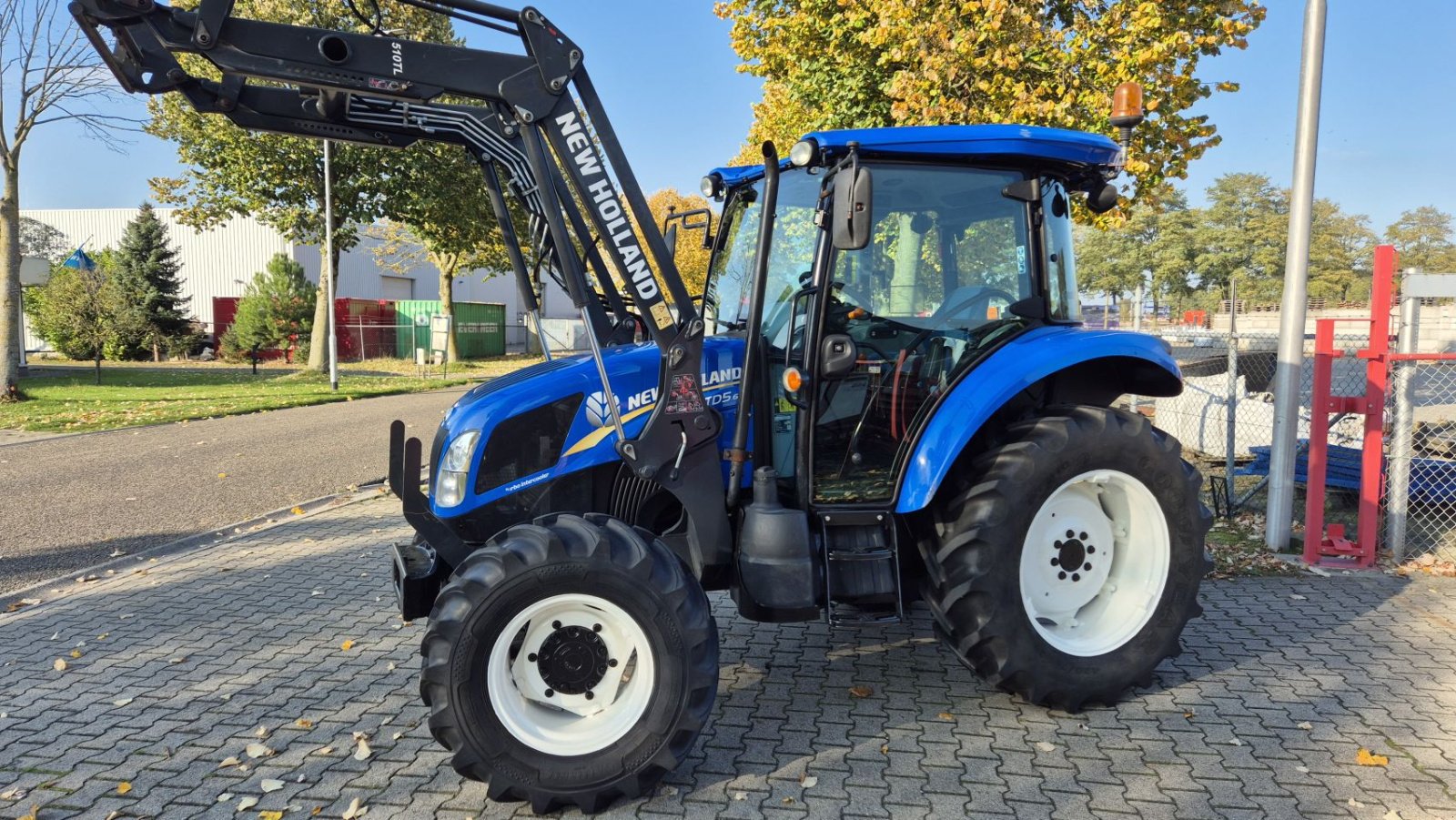 Traktor typu New Holland TD5.65 met Frontlader, Gebrauchtmaschine v Schoonebeek (Obrázok 2)