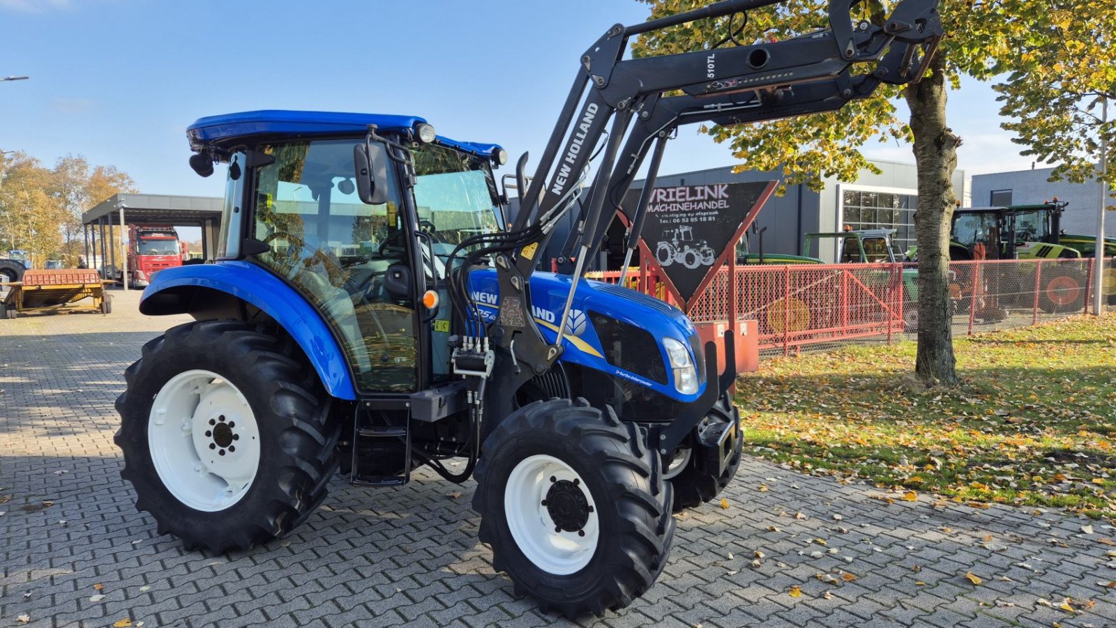 Traktor des Typs New Holland TD5.65 met Frontlader, Gebrauchtmaschine in Schoonebeek (Bild 1)