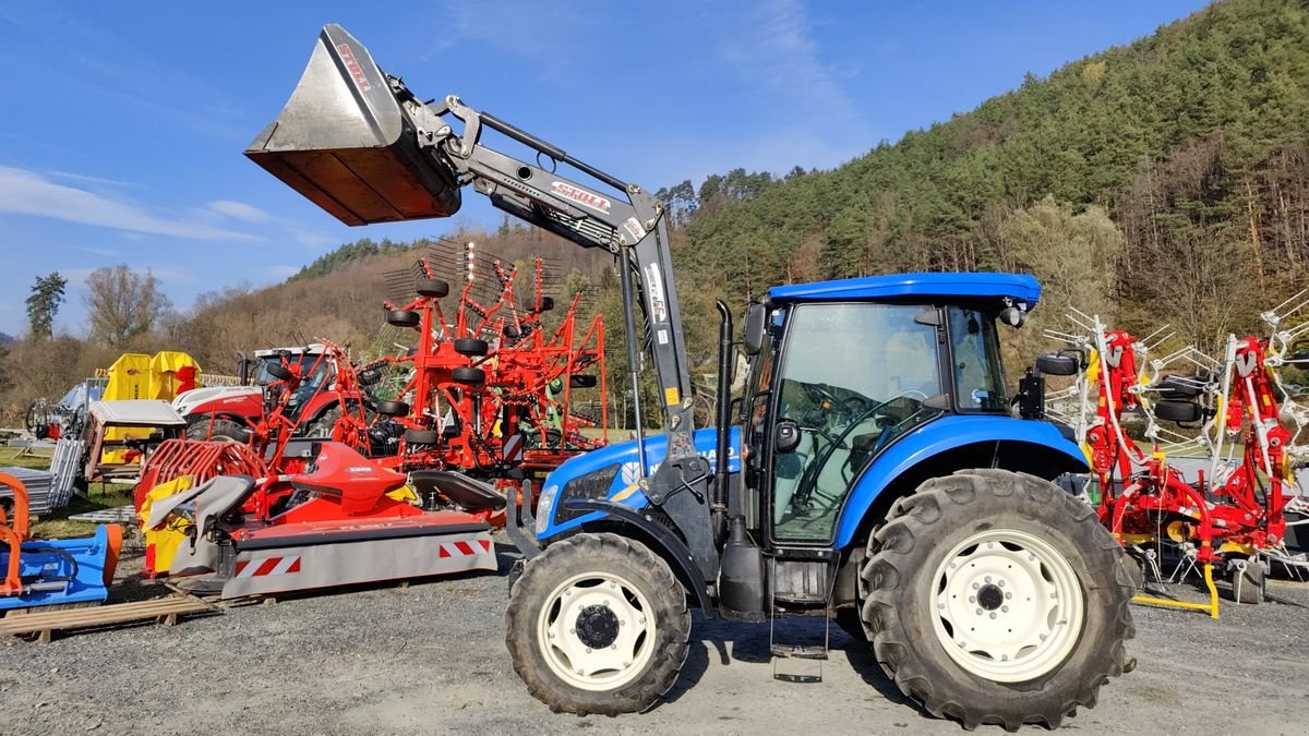 Traktor tip New Holland TD5.75, Gebrauchtmaschine in Kirchschlag (Poză 15)