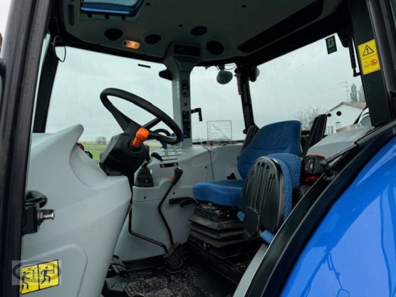 Traktor van het type New Holland TD5.85 (Tier 4A), Gebrauchtmaschine in Münzkirchen (Foto 12)