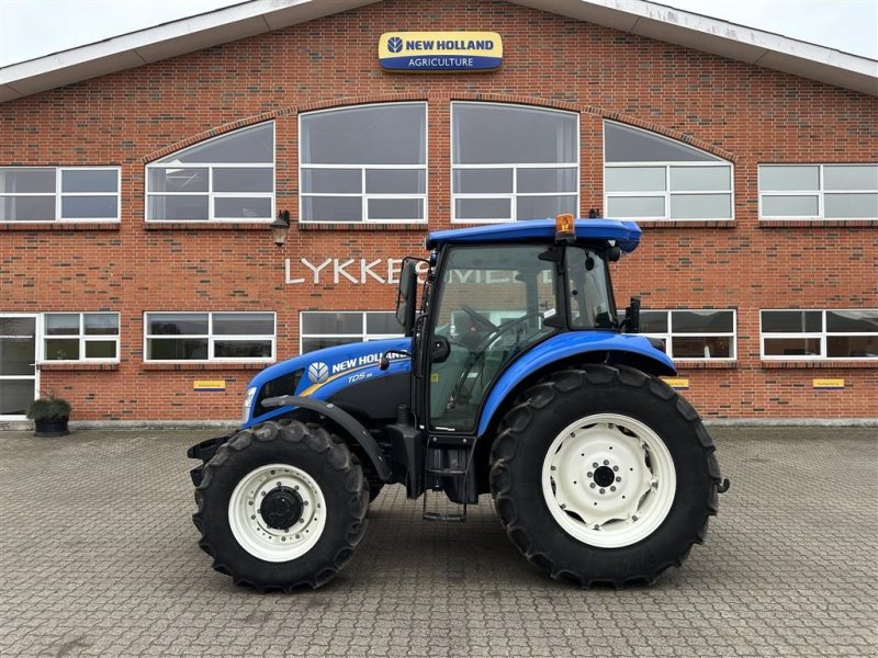 Traktor от тип New Holland TD5.95, Gebrauchtmaschine в Gjerlev J.