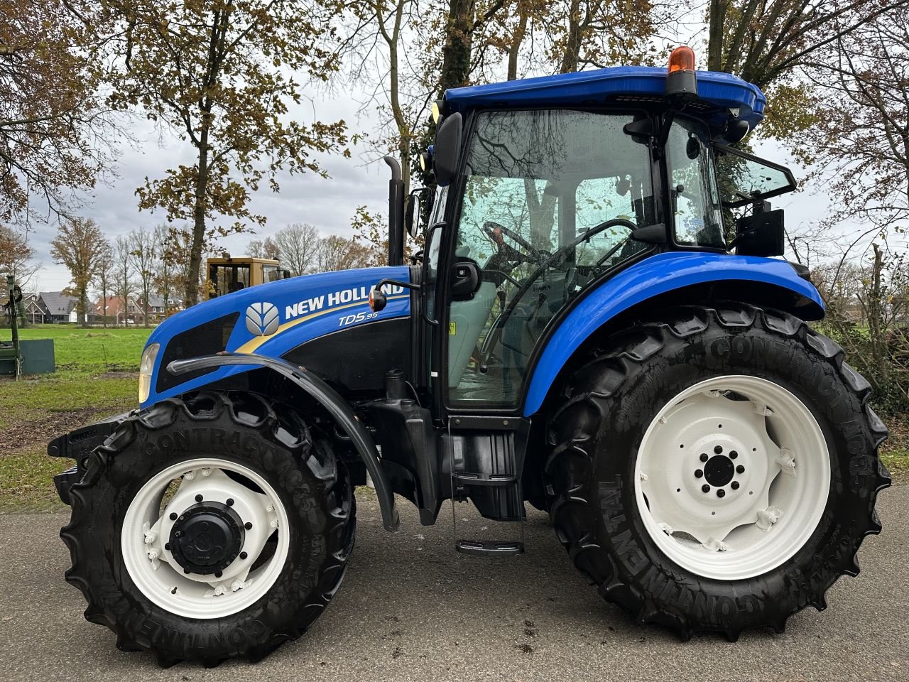 Traktor van het type New Holland TD5.95, Gebrauchtmaschine in Rossum (Foto 3)