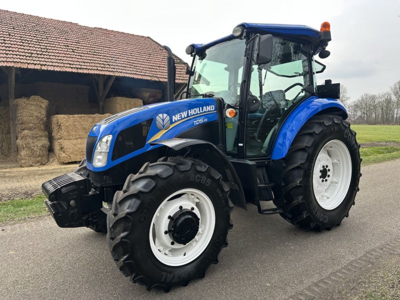 Traktor van het type New Holland TD5.95, Gebrauchtmaschine in Rossum (Foto 1)