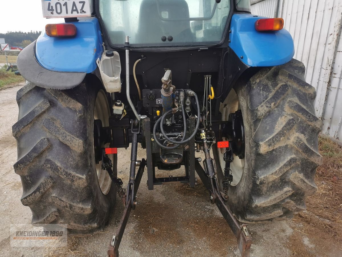 Traktor of the type New Holland TD80D, Gebrauchtmaschine in Altenfelden (Picture 3)