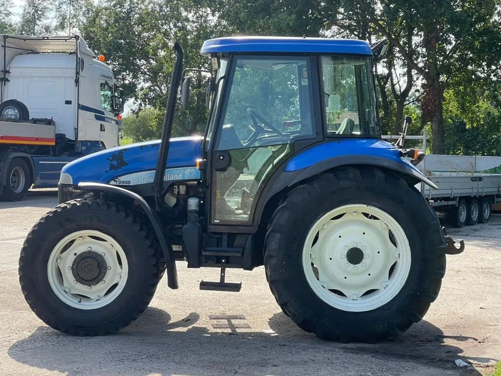 Traktor типа New Holland TD90D TD 90 D, Gebrauchtmaschine в Ruinerwold (Фотография 3)