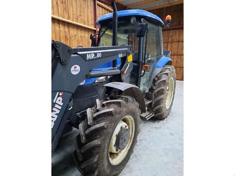 Traktor des Typs New Holland TD95D, Gebrauchtmaschine in ANTIGNY (Bild 3)