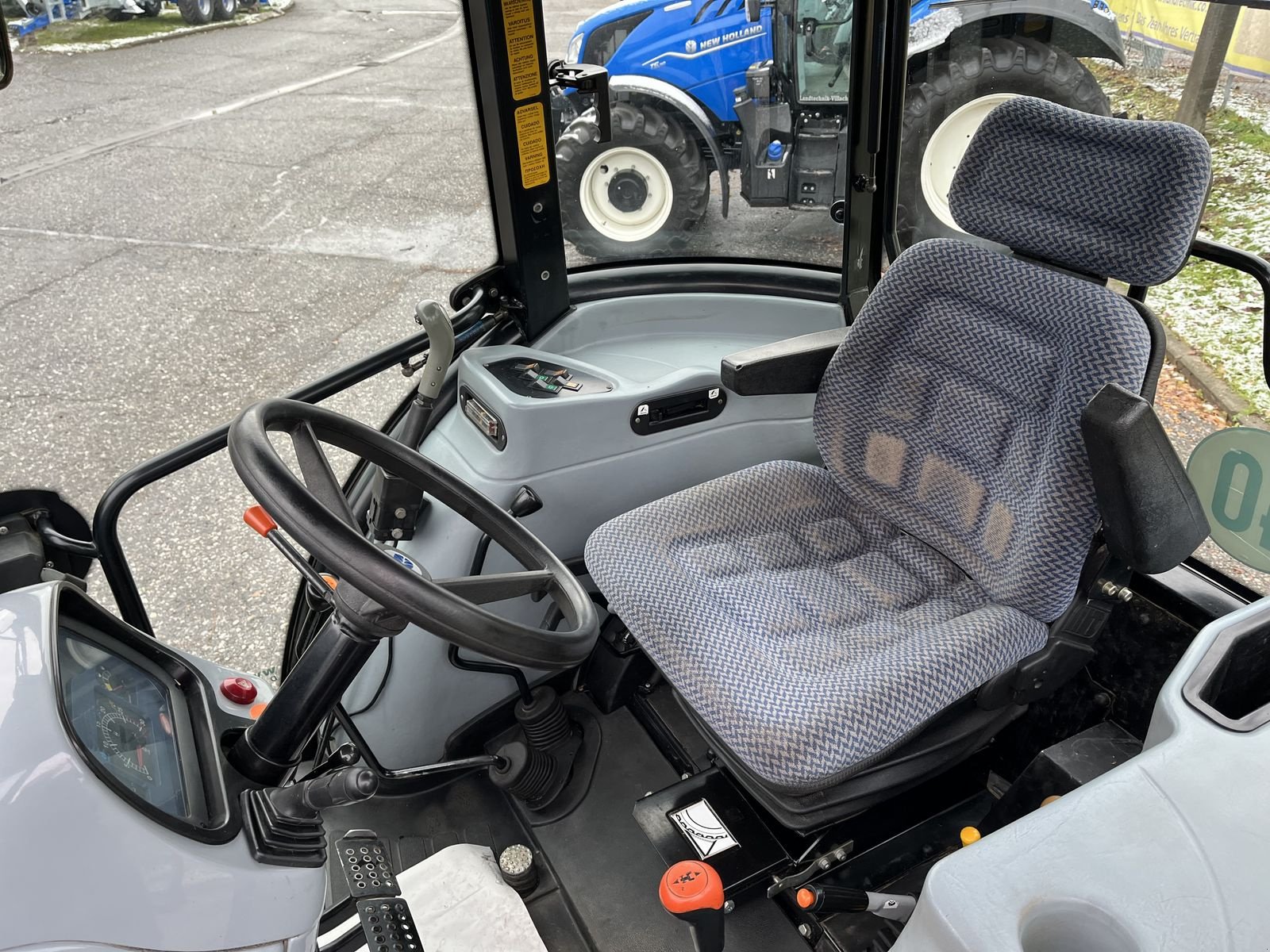 Traktor des Typs New Holland TDD70 DT, Gebrauchtmaschine in Villach (Bild 15)