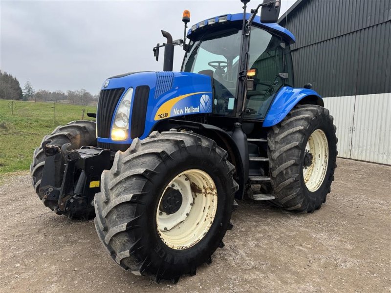 Traktor van het type New Holland TG 230, Gebrauchtmaschine in Mariager (Foto 1)