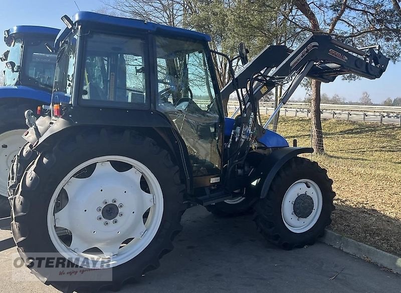 Traktor du type New Holland TL 100, Gebrauchtmaschine en Rohr (Photo 2)