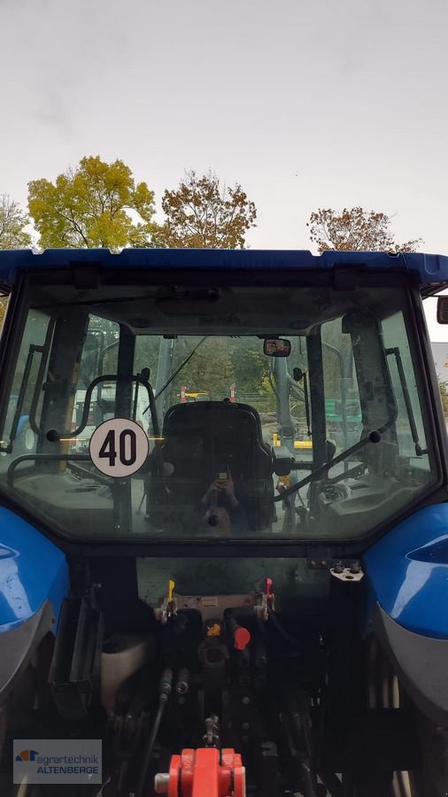 Traktor Türe ait New Holland TL 100, Gebrauchtmaschine içinde Altenberge (resim 4)